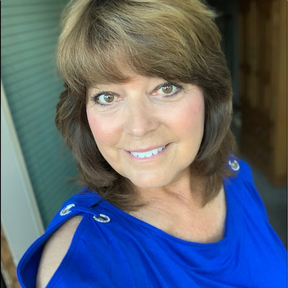 Meet your Posher, Teri